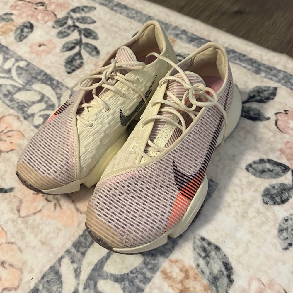 Nike Women's Cream and Pink Sneakers